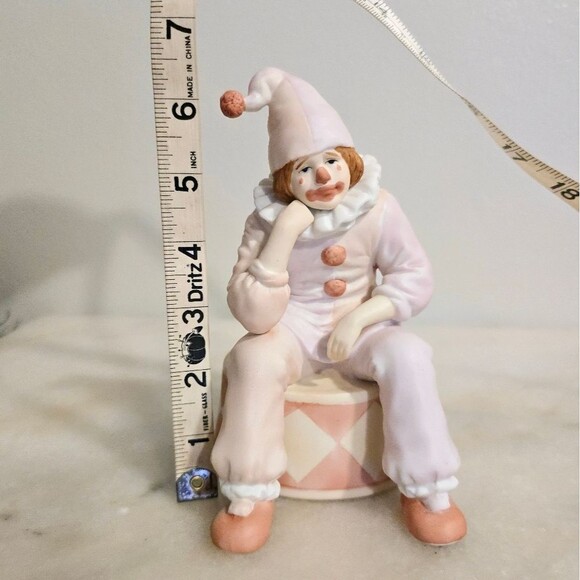 Vintage Enesco Sad Clown Music Box plays Send in the Clowns dated 1983 Korea - Picture 7 of 7
